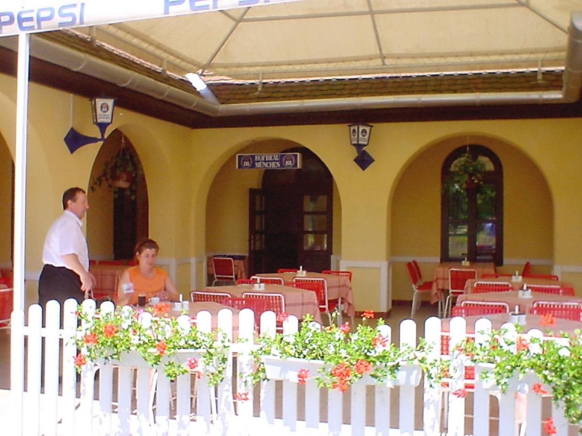 Halaszcsarda-Panzio Hotel Körmend Exterior foto